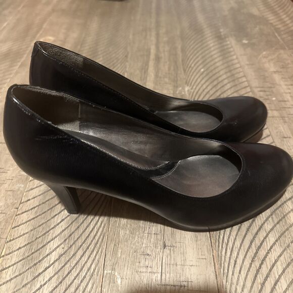 Naturalizer N5 Comfort Lennox Blk Classic Leather High Heel 2.5” Pump Shoes 8.5 - Picture 2 of 4